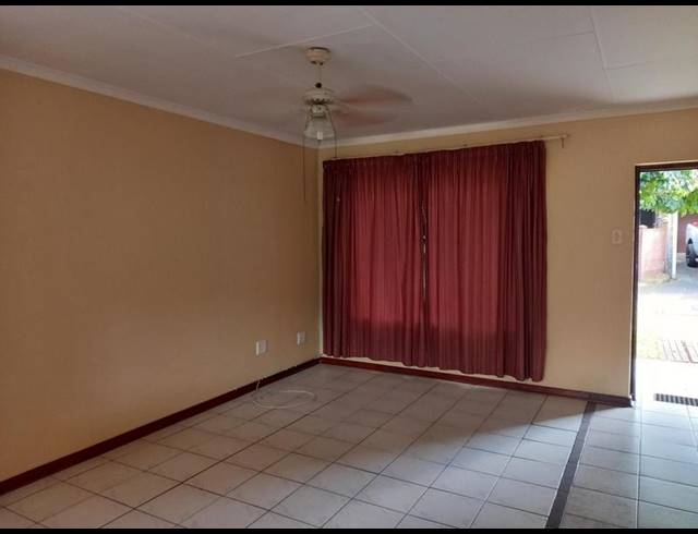 2 BEDROOM PROPERTY TO RENT IN BIRDSWOOD